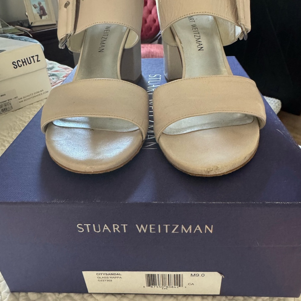 Stuart Weitzman Women's Cream Sandals